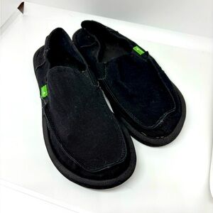 Sanuk Shoe